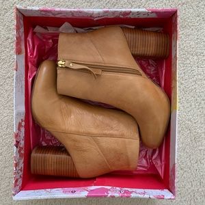 Chinese Laundry Battlefield Camel Booties